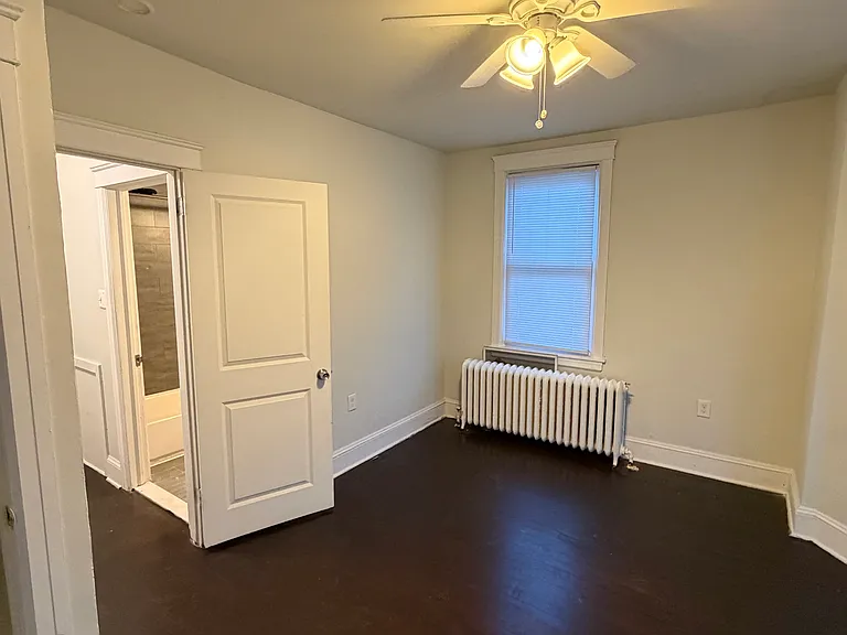 1110 Faunce St — Photo 17