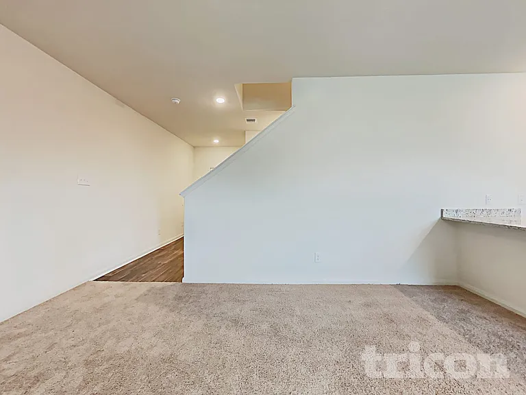 732 Shoal Crk — Photo 16