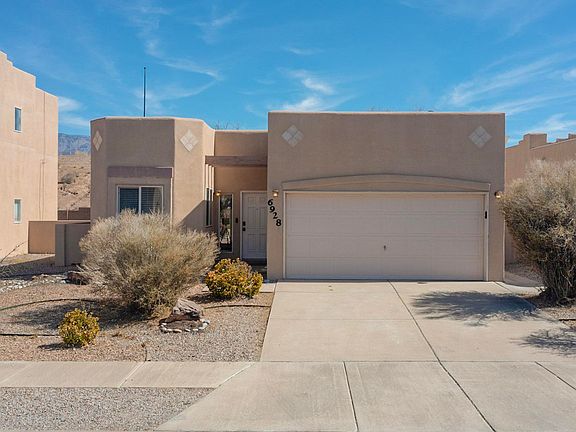 3rd image of 6928 Calle Margarita NE