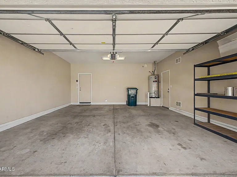 40602 N Apollo Way — Photo 32