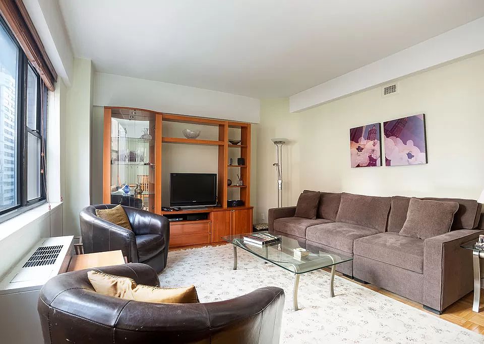 1st image of 7 Park Ave APT 54