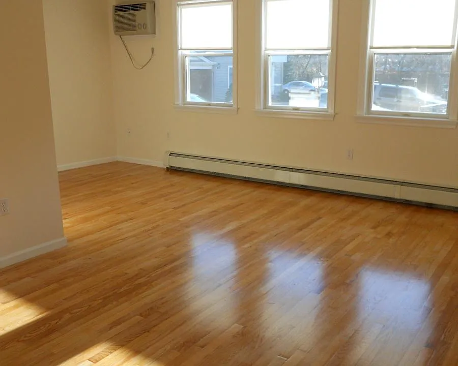 174 Summer St #12