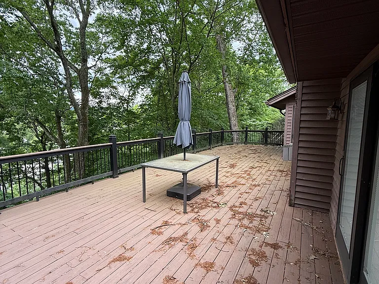 1011 Greystone Cir — Photo 20