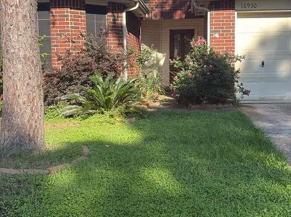 16930 Blue Mist Cir, Sugar Land, TX 77498