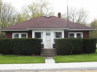 202 S 2nd St, Garrett, IN 46738