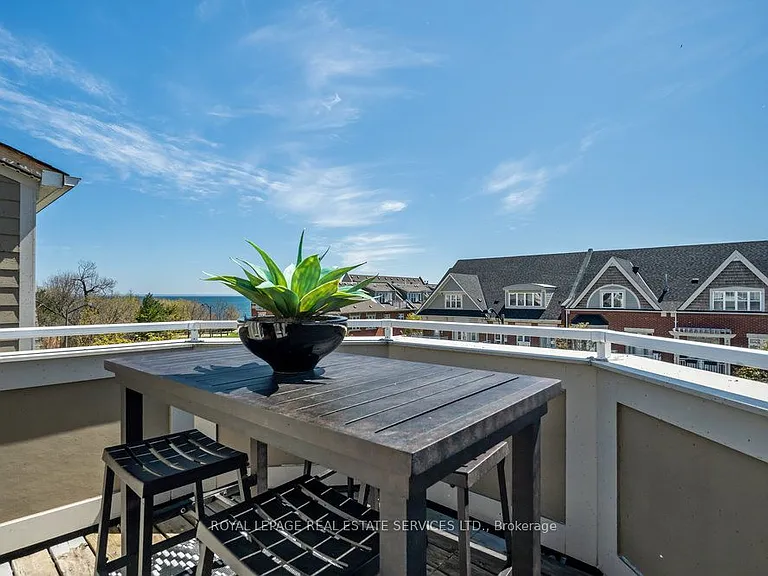 115 Saint Lawrence Dr — Photo 38