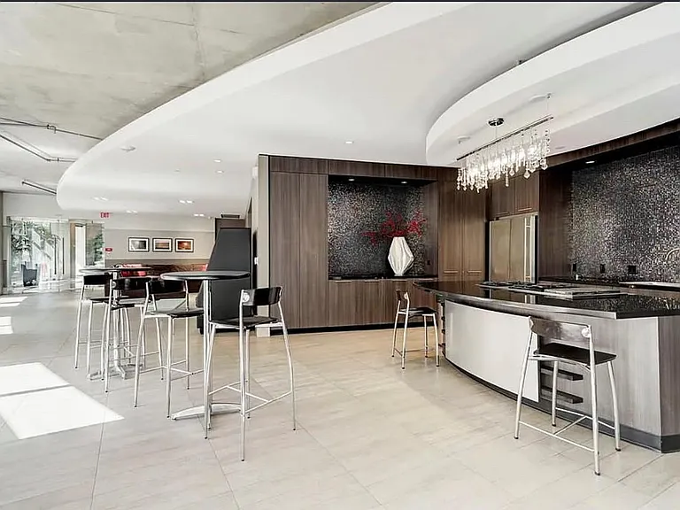 1901 Post Oak Blvd #3109 — Photo 25