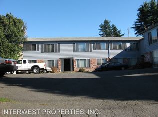 28 SE 60th Ave APT 1, Portland, OR 97215
