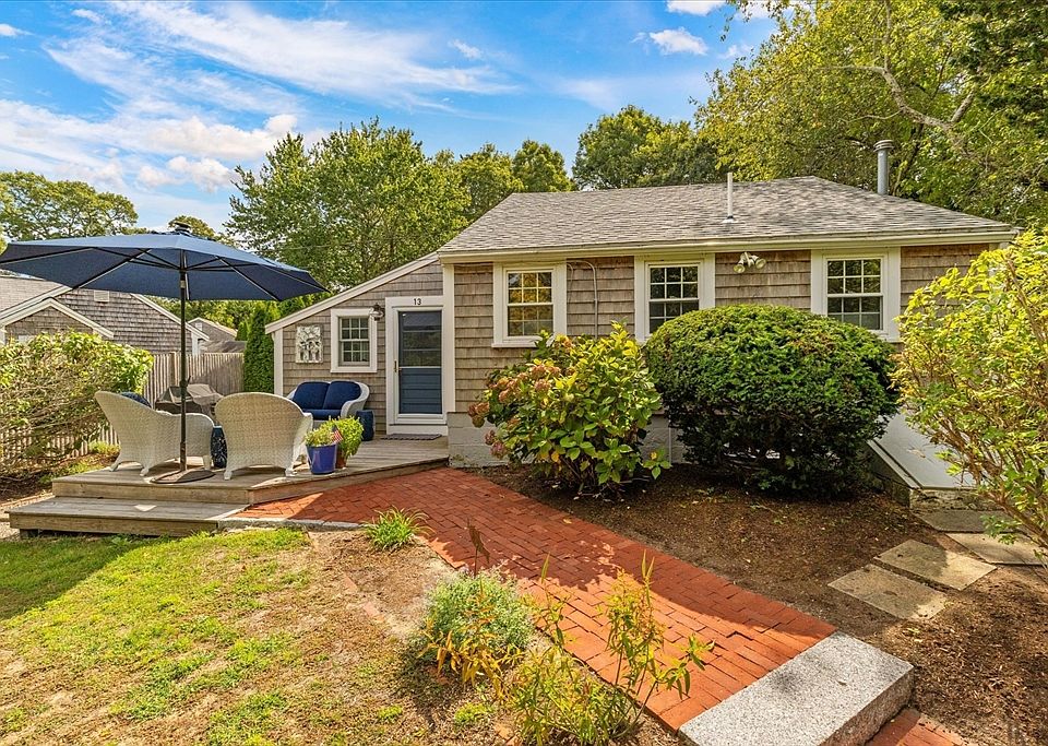 1st image of 13 Six Penny Ln