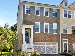 122 Halliard Dr, Eatontown, NJ 07724