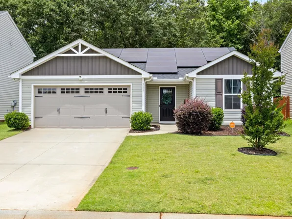 111 Portchester Ln, Greenville, SC 29605