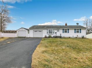22 Doyle Dr, Ansonia, CT 06401
