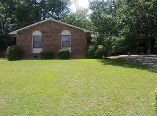 6177 Landover Cir, Morrow, GA 30260