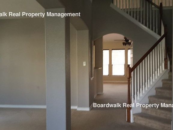 2nd image of 21030 Villa Valencia