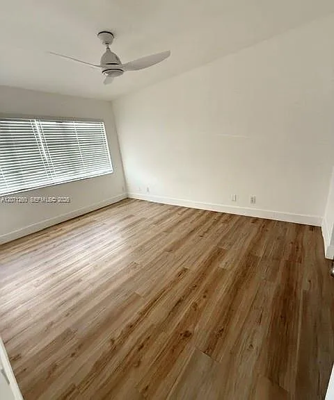401 SE 10th St #REAR — Photo 3