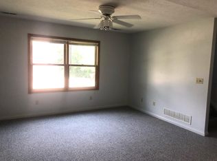 211 N Elm St, Oxford, OH 45056