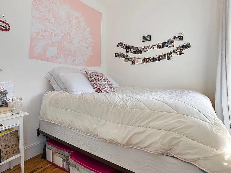 200 Waverly Pl #2W — Photo 6