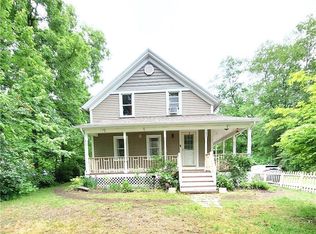100 High St, Moosup, CT 06354