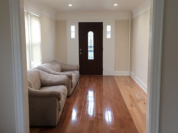2nd image of 16517 120th Ave