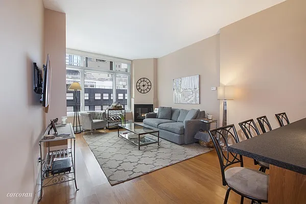 Sold by Corcoran | media 24