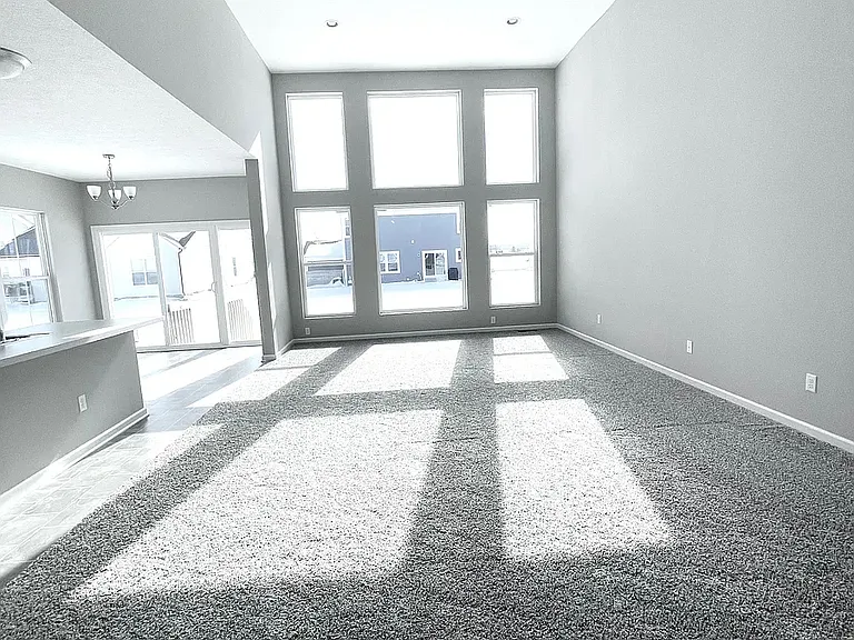 9083 Hawk Hill Way — Photo 10