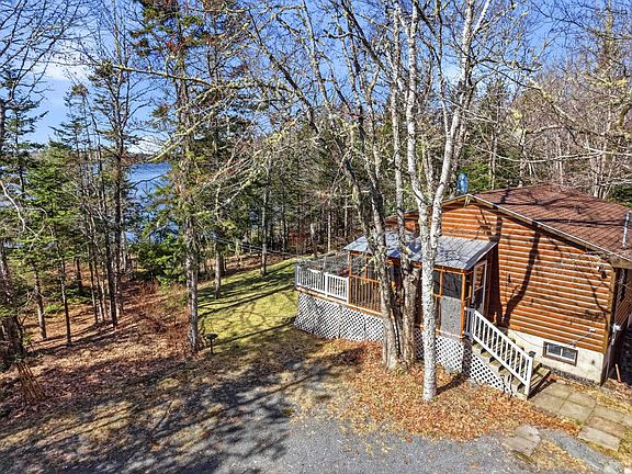 3rd image of 222 Dean Lake Rd