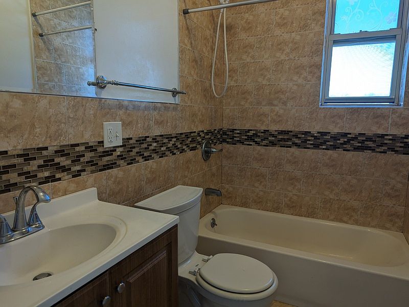 311 Queen Anne Rd Teaneck NJ Zillow