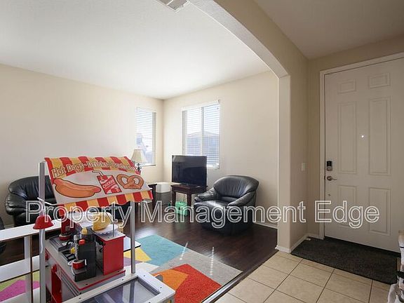5th image of 362 Cantata Ave