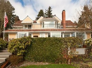 1056 N Shore Rd, Lake Oswego, OR 97034