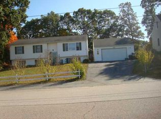 9 Sunrise Dr, Westerly, RI 02891