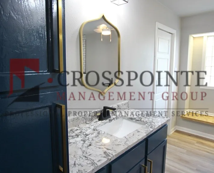 1809 Glen Arbor St — Photo 20