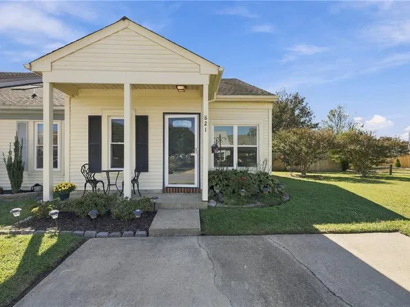 821 Cannonade Trl, Virginia Beach, VA 23454