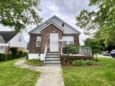 192-04 48th Ave, Fresh Meadows, NY, 11365