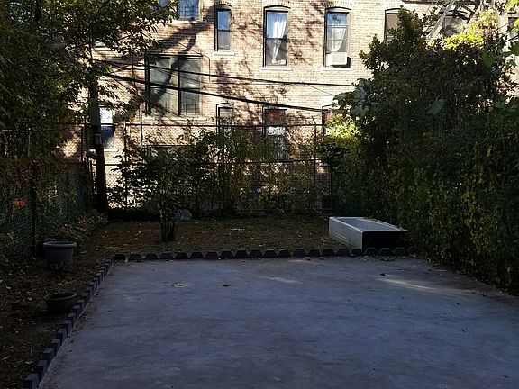 2nd image of 371 Parkside Ave