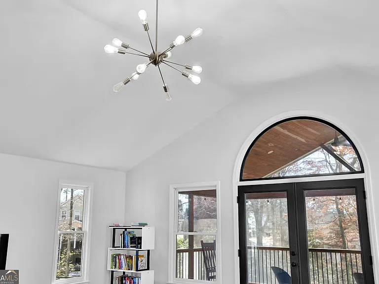 3474 Hildon Cir — Photo 35