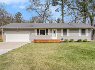 192 E Daniels Rd, Twin Lake, MI 49457