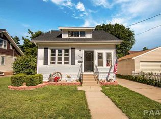 221 N 4th Ave, Morton, IL 61550