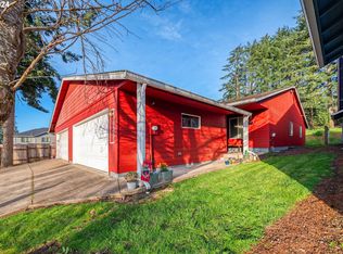 2104 Wilson Ct, Cottage Grove, OR 97424