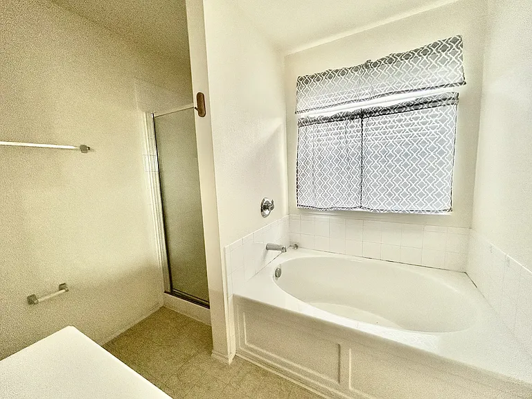 704 Corral St — Photo 11