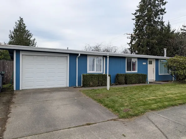 825 N Laventure Rd, Mount Vernon, WA 98273