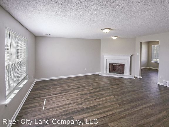 3rd image of 5515 April Forest Dr