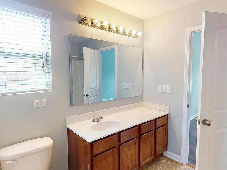 10612 Kempsford Dr — Photo 21
