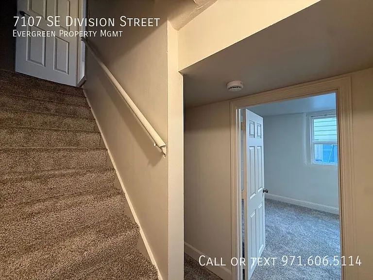 7107 SE Division St — Photo 15