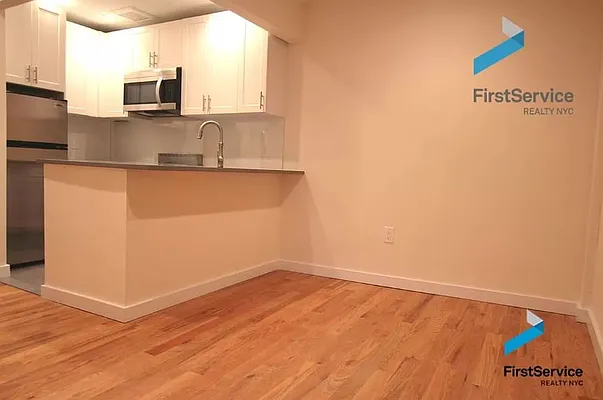 Rented by FirstService Realty (legacy) | media 12