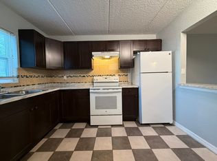 2850 Somerset Park Dr, Tampa, FL 33613