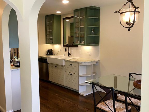 Kitchen and dining area