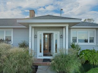 293 Long Beach Ave, York, ME 03909