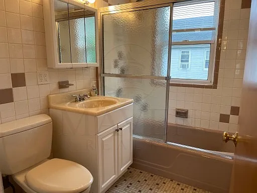 2 bed, 1000 sqft, $2,650 — Photo 2
