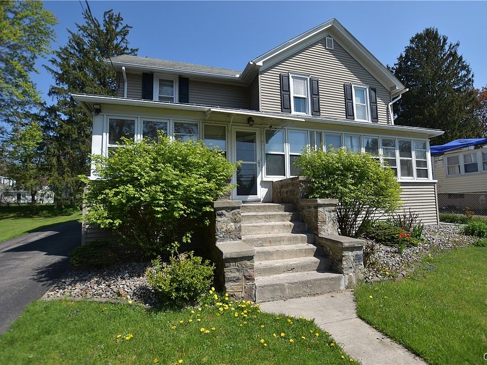 1st image of 30 W Oneida St