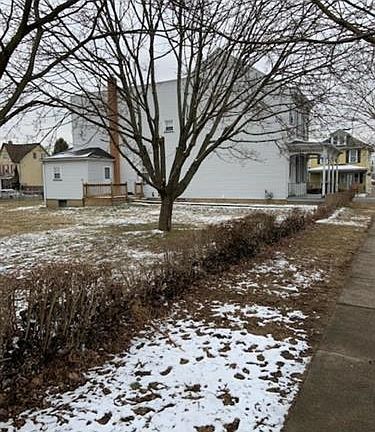 4th image of this home